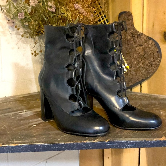 Steve Madden Shoes - Steve Madden Lace Up Heels